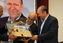 گزارش تصویری از اهداء جوایز  در همایش تجلیل از پرفسور علی اکبر جلالی چهره ماندگار شهرستان شاهرود 